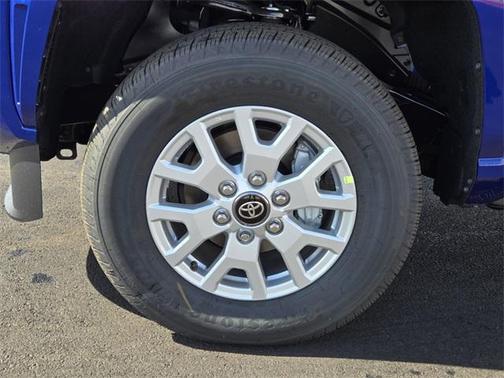 2025 Toyota Tacoma SR5