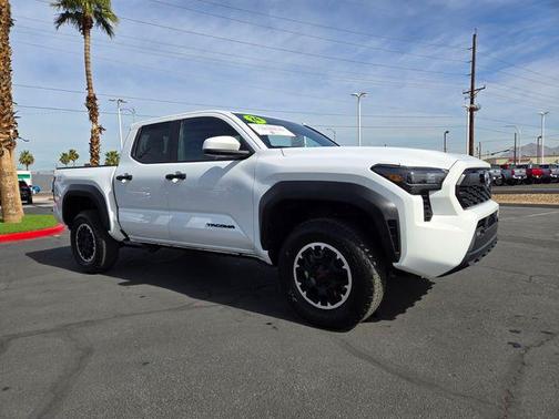 2024 Toyota Tacoma TRD Off-Road