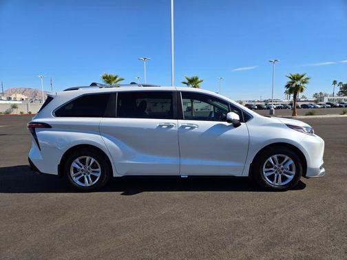 2025 Toyota Sienna Limited