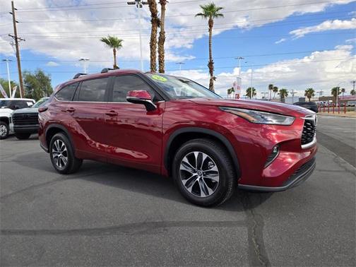 2025 Toyota Highlander XLE