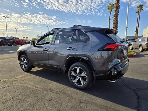 2025 Toyota RAV4 Hybrid SE