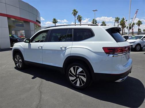 2024 Volkswagen Atlas 2.0T SE w/Technology 4MOTION