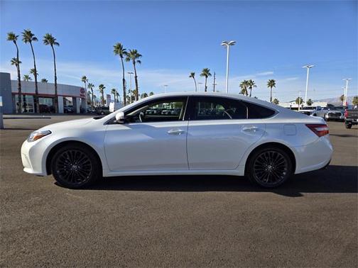 2018 Toyota Avalon Touring