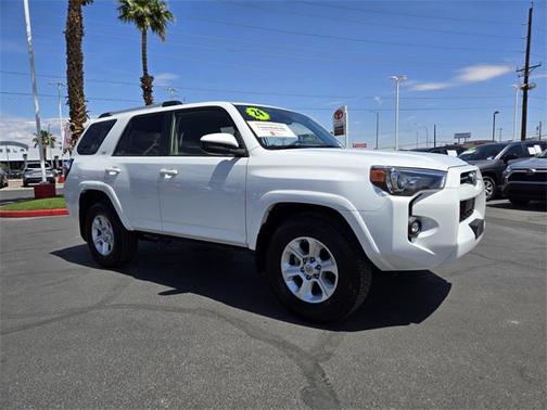 2024 Toyota 4Runner SR5