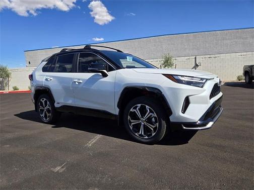 2025 Toyota RAV4 Hybrid SE