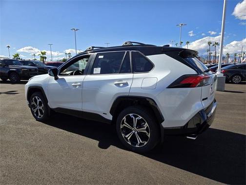 2025 Toyota RAV4 Hybrid SE