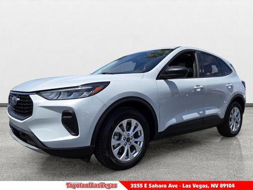 Space Silver Metallic 2025 Ford Escape Active