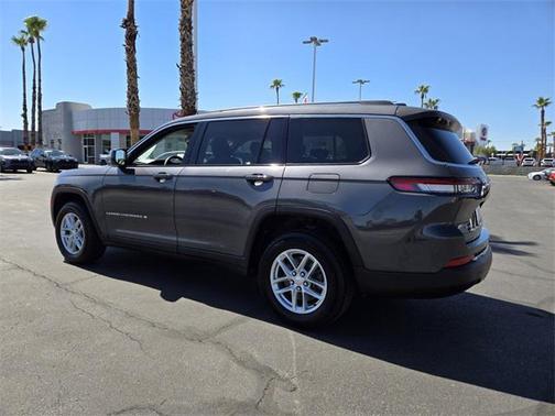 2023 Jeep Grand Cherokee L Laredo