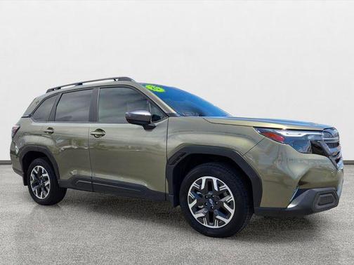 Green Metallic 2025 Subaru Forester Premium