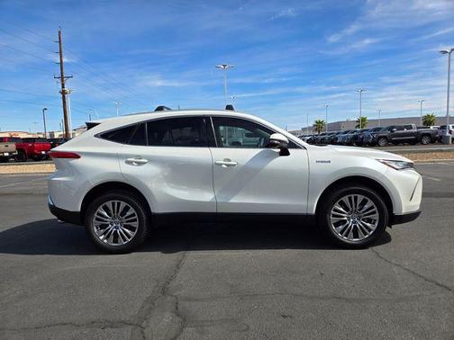 2021 Toyota Venza XLE