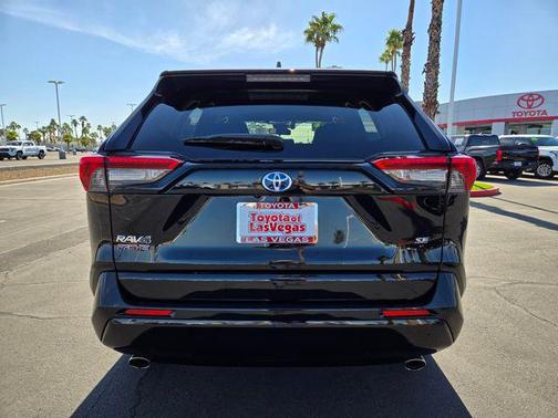 2024 Toyota RAV4 Prime SE