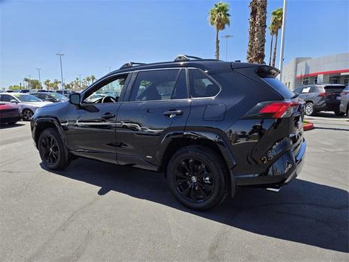 2024 Toyota RAV4 Hybrid SE
