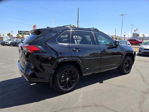 2024 Toyota RAV4 Hybrid SE