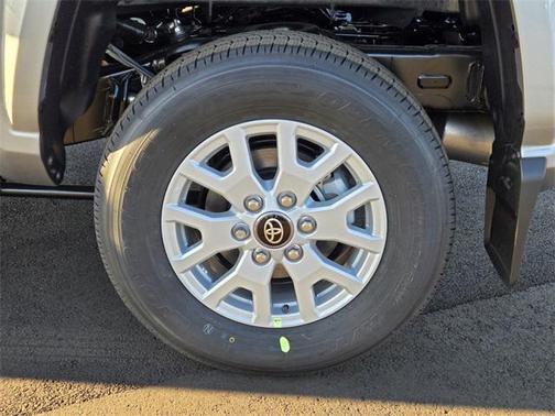 2025 Toyota Tacoma SR5