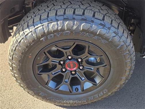 2025 Toyota 4Runner TRD Off Road