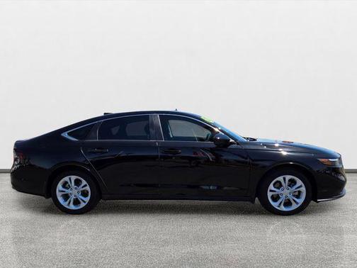 Crystal Black Pearl 2025 Honda Accord LX 1.5T