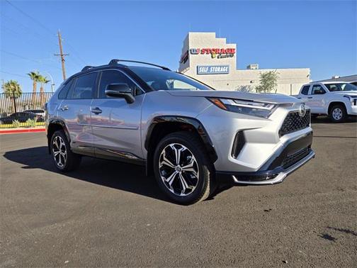 2025 Toyota RAV4 Hybrid SE