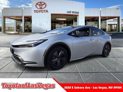 2025 Toyota Prius LE
