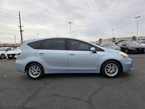 2012 Toyota Prius v Two
