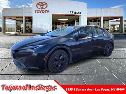 2025 Toyota Prius LE