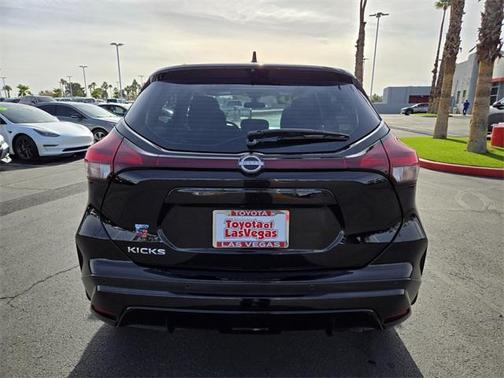 2024 Nissan Kicks S