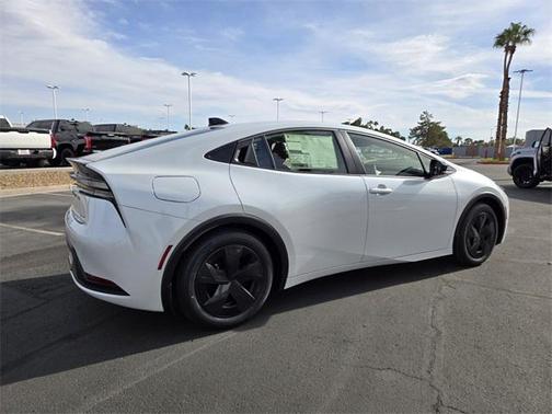 2026 Toyota Prius Plug-In Hybrid SE