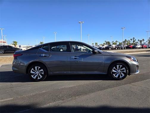 2025 Nissan Altima S FWD