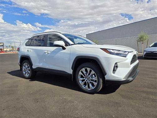 2025 Toyota RAV4 XLE Premium