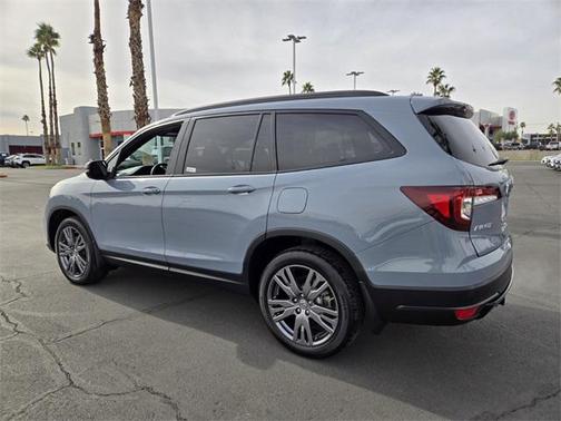 2022 Honda Pilot AWD Sport