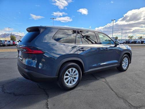 2025 Toyota Grand Highlander XLE