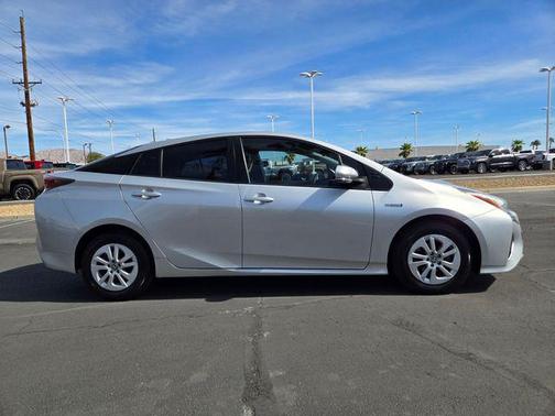 2016 Toyota Prius Two