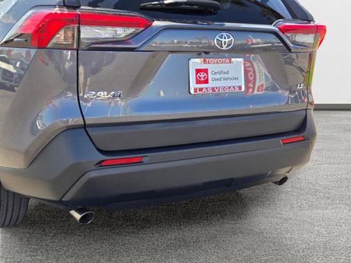 Magnetic Gray Metallic 2022 Toyota RAV4 LE