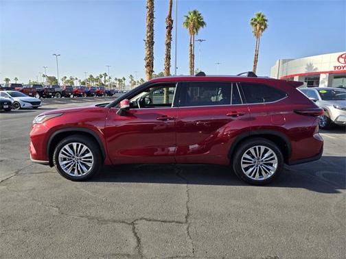 2024 Toyota Highlander Platinum