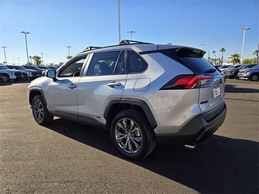 2024 Toyota RAV4 Hybrid XLE Premium
