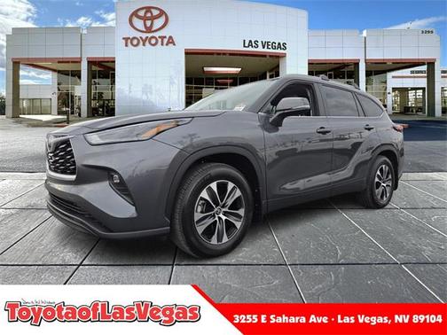 2025 Toyota Highlander XLE