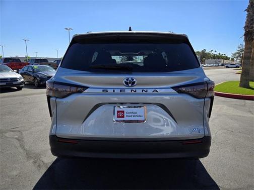2024 Toyota Sienna XLE