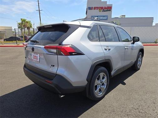 2025 Toyota RAV4 Hybrid LE