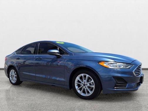 Blue 2019 Ford Fusion SE