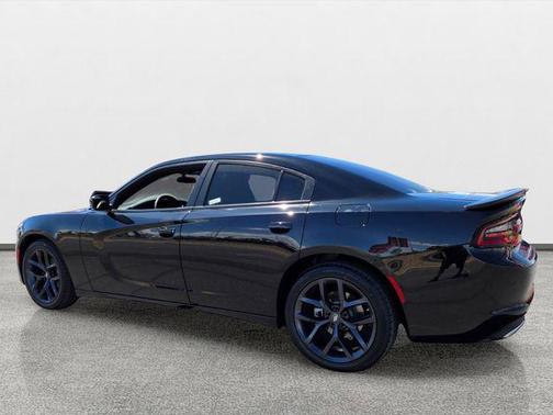 Pitch Black Clearcoat 2022 Dodge Charger SXT