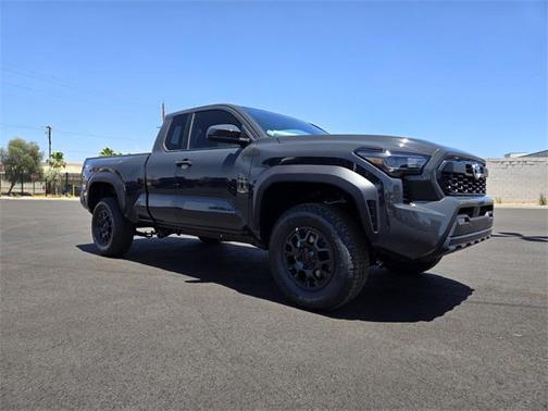 2025 Toyota Tacoma TRD PreRunner 4WD