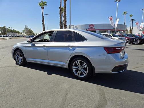 2022 Volkswagen Jetta 1.5T SE