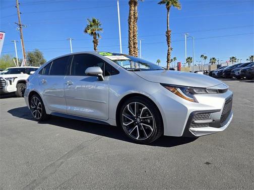 Classic Silver Metallic 2022 Toyota Corolla XSE