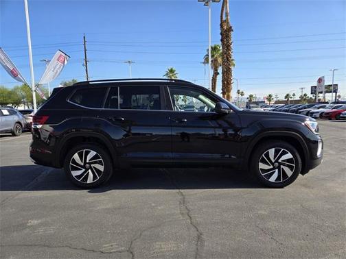 2024 Volkswagen Atlas 2.0T SE w/Technology 4MOTION