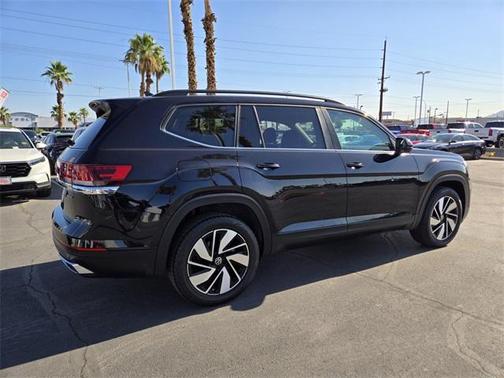 2024 Volkswagen Atlas 2.0T SE w/Technology 4MOTION