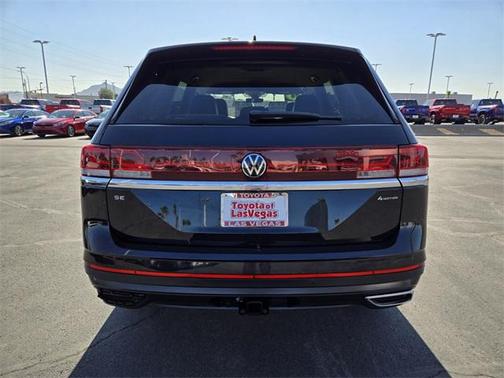 2024 Volkswagen Atlas 2.0T SE w/Technology 4MOTION