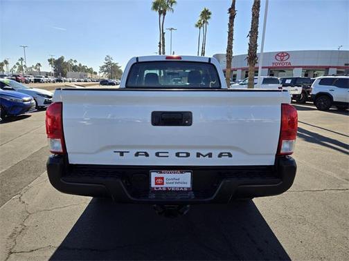 2017 Toyota Tacoma SR