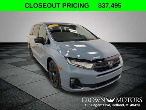 Sonic Gray Pearl 2025 Honda Odyssey