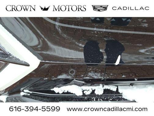 2025 Cadillac LYRIQ Sport