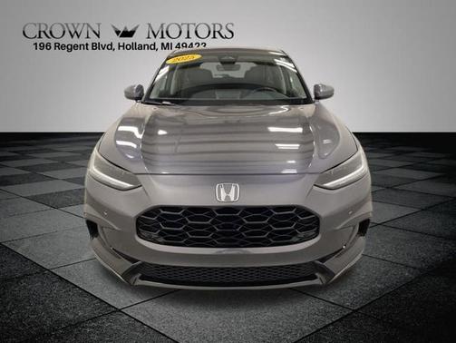 Modern Steel Metallic 2025 Honda HR-V