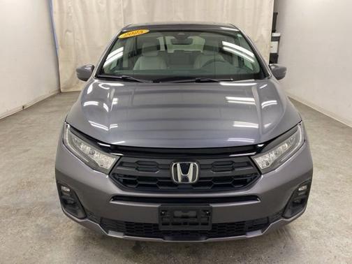 Modern Steel Metallic 2025 Honda Odyssey